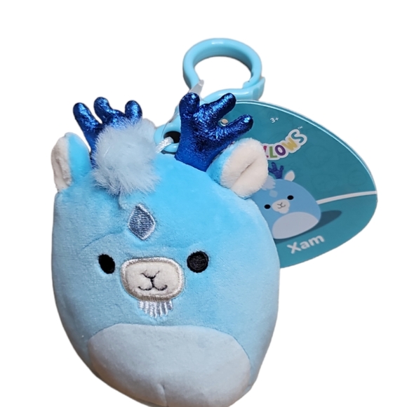 Xam Squishmallow Christmas Clip - Picture 1 of 2